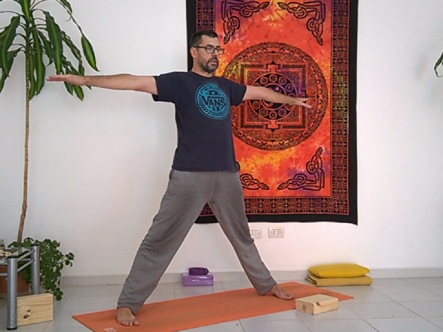 Yoga online: las recomendaciones para practicarlo por primera vez