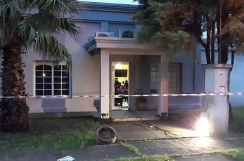 Balearon la casa del presidente comunal de Timbúes