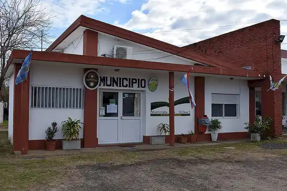 Gilbert: su intendente tiene tres denuncias por abuso