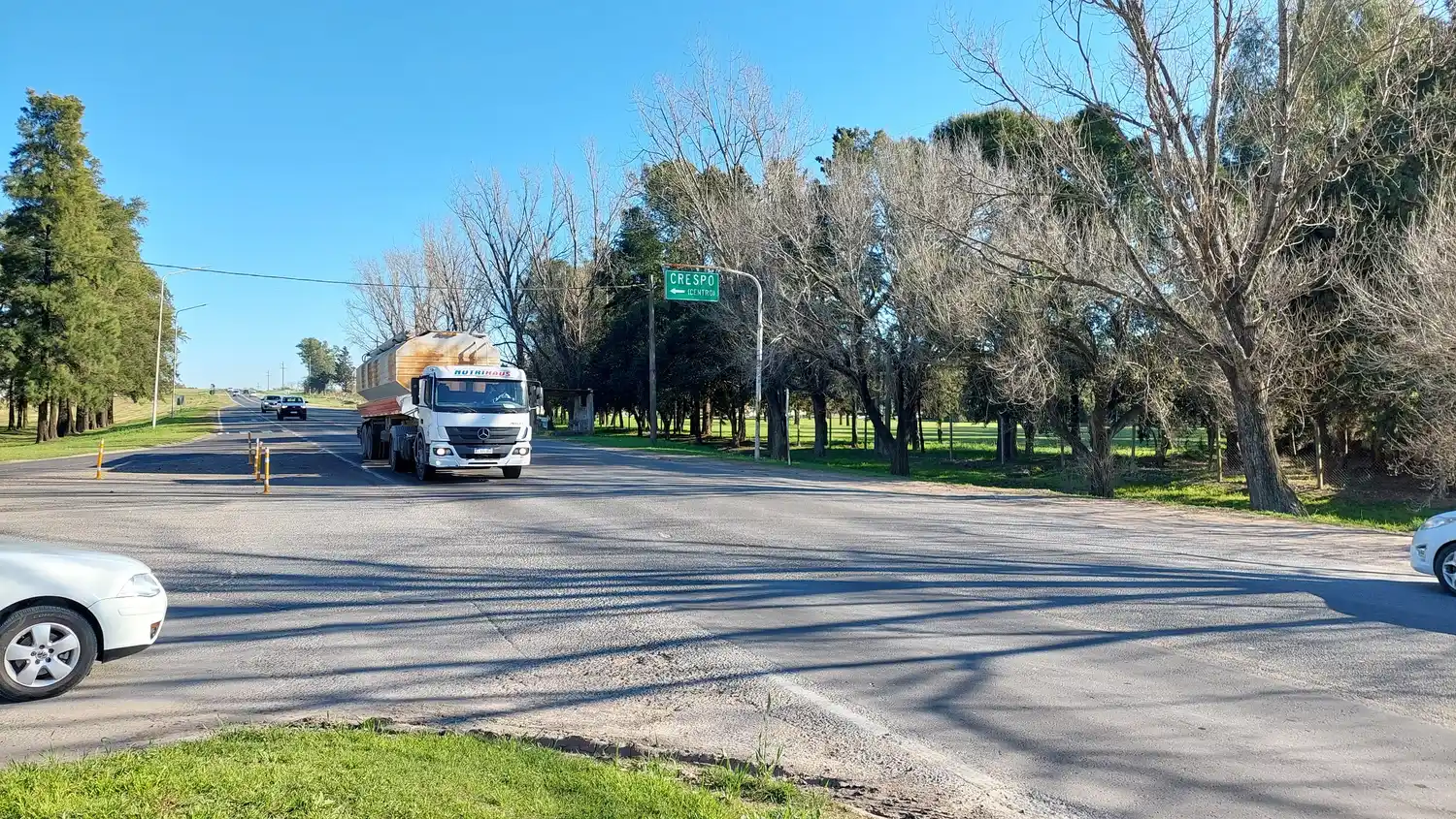 Crespo y la Policía de Entre Ríos avanzan en medidas para reforzar la seguridad vial en accesos a la ciudad