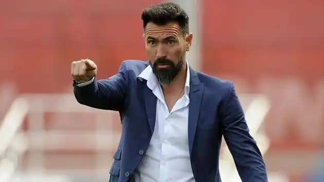 Colón le dio licencia a su plantel profesional