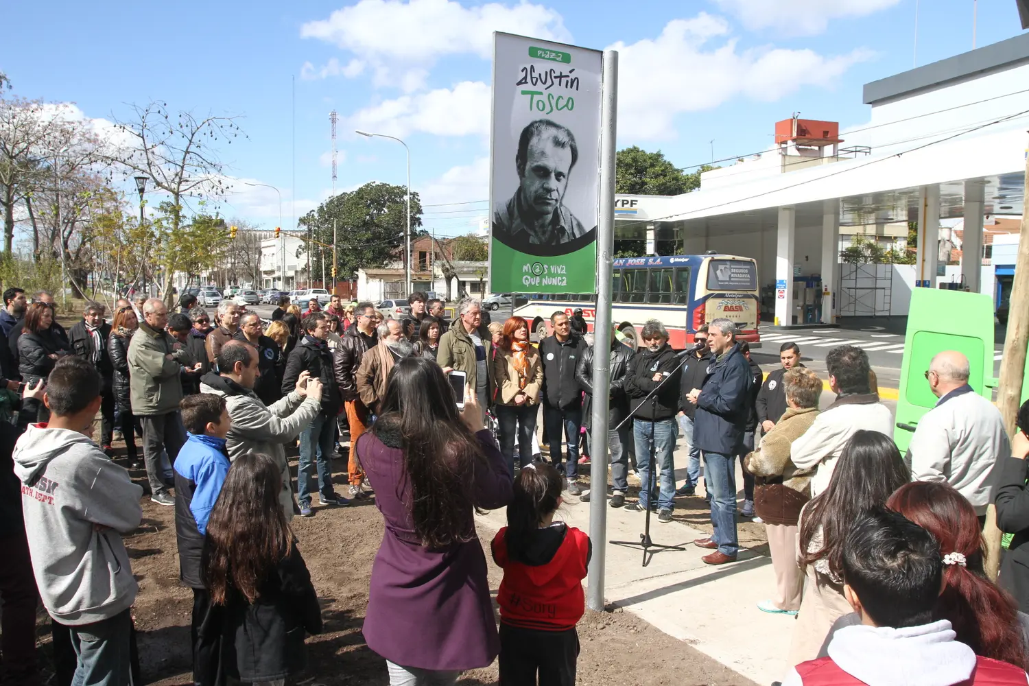 Ferraresi inauguró un corredor verde en Wilde