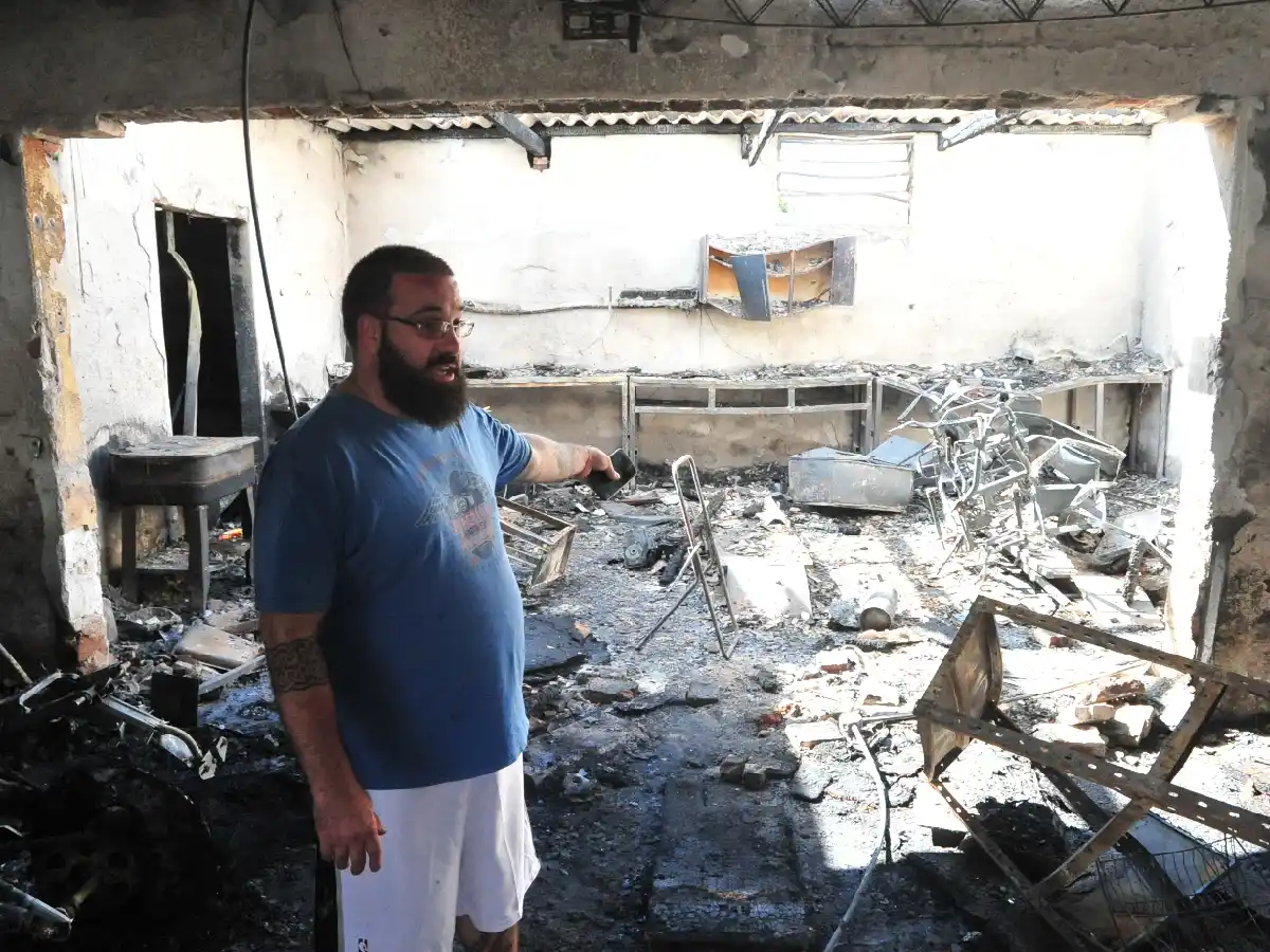 Perdió su taller pero el fuego encendió una cadena solidaria