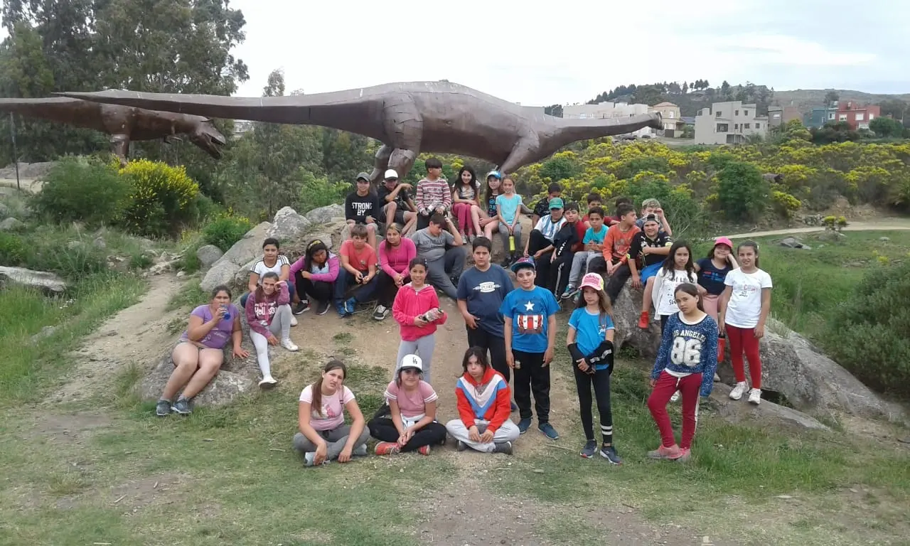 Chicos de San Cayetano a Tandil