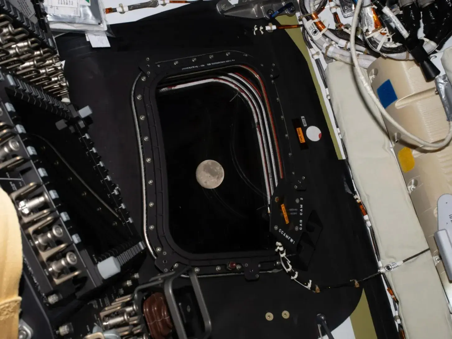 NASA publica más de 12.000 fotos inéditas de la misión Artemis II