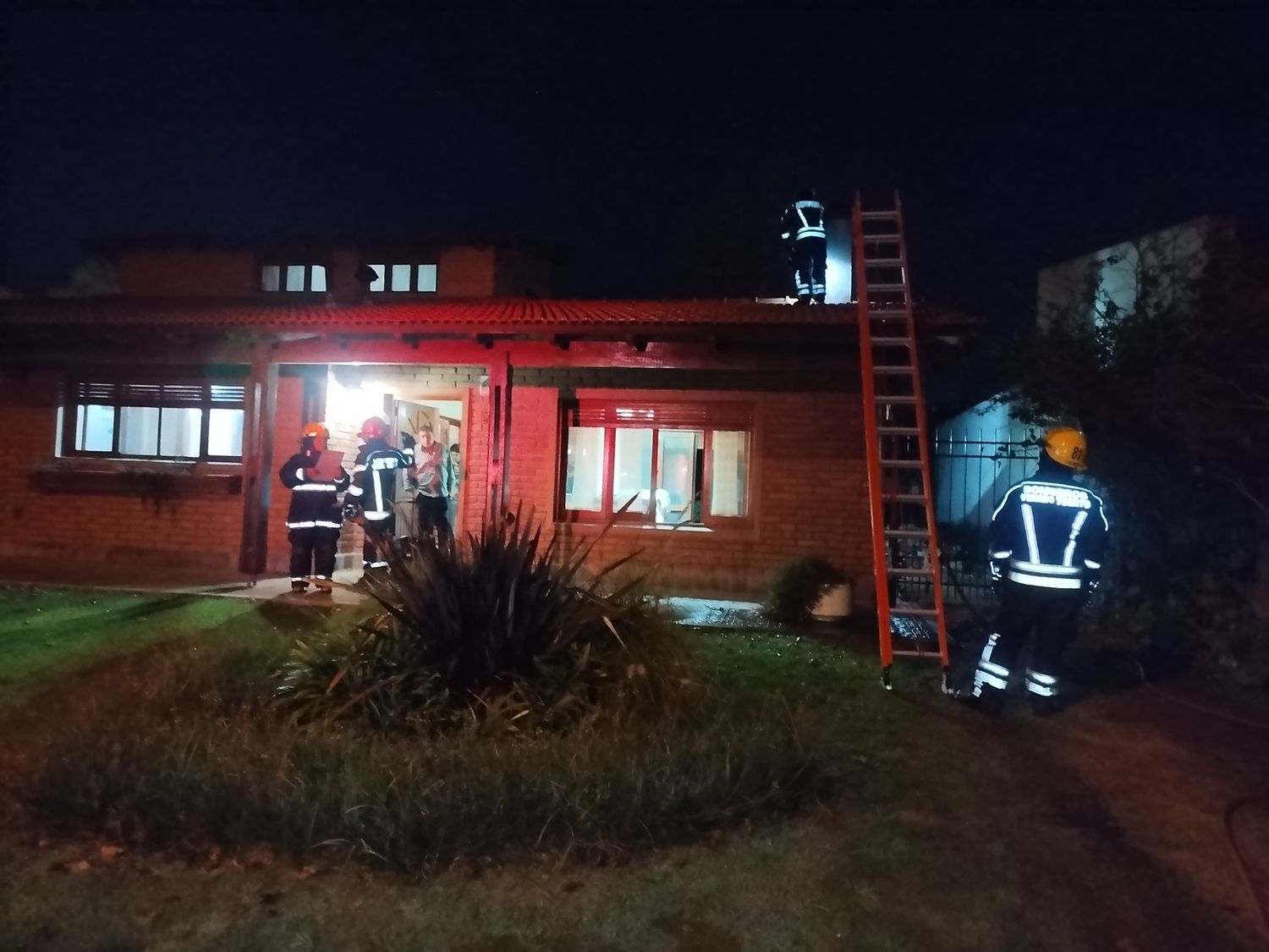 El episodio ocurrió en Lascala al 400. Foto: Bomberos de Venado Tuerto.