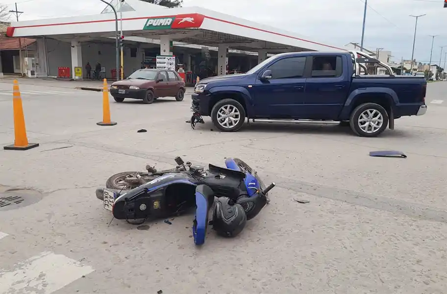Motociclista herido en 75 y 42