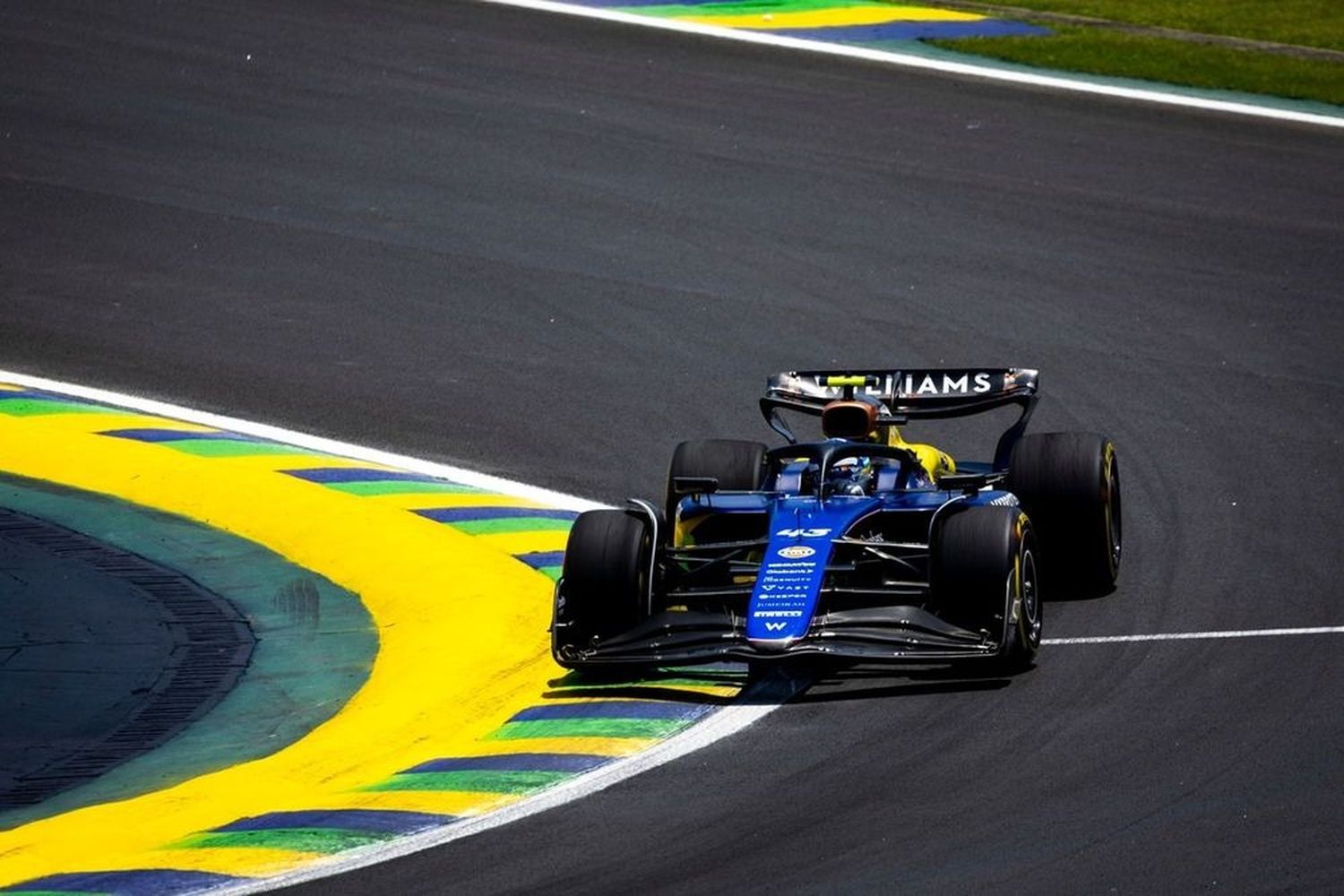 Colapinto larga 18° tras el despiste en la qualy del GP de Brasil: “Fue un error 100 por ciento mío”