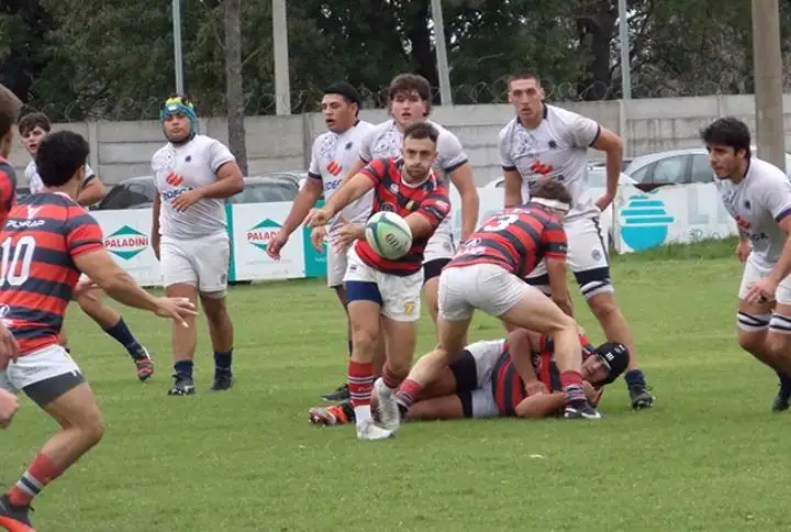 Jockey perdió el invicto en Rosario, pero sigue siendo líder.
