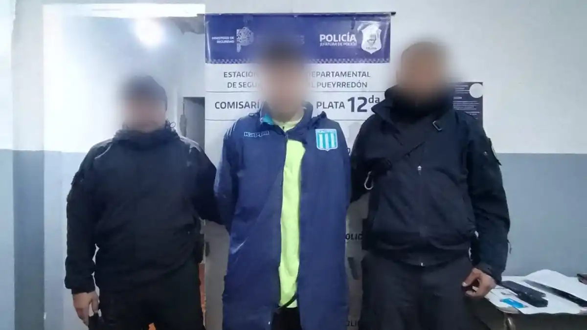 Portaba un revólver, cocaína y más de $759 mil: fue aprehendido
