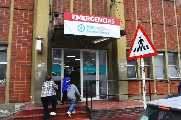 La chica está internada en el HIEMI de Mar del Plata.