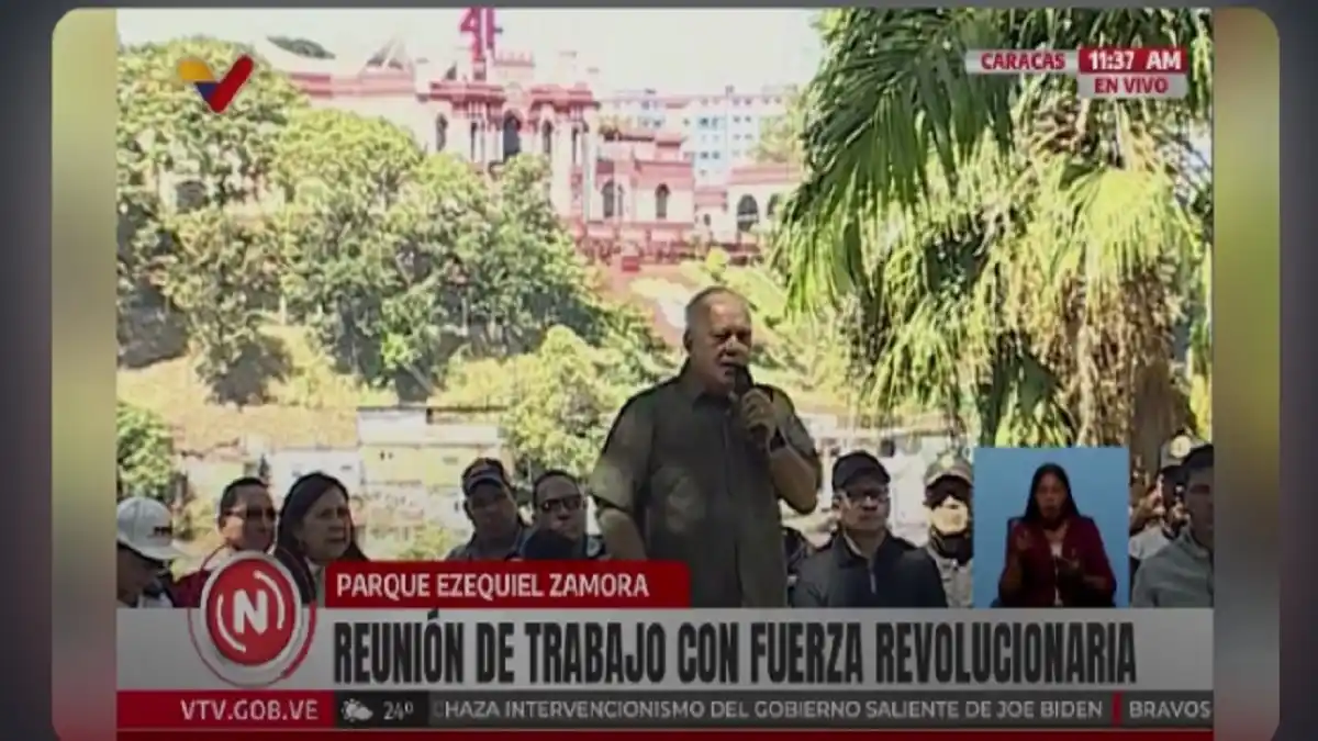 «Que la burguesía no se vuelva loca, lo que van a llevar es palo»: Diosdado Cabello en reunión con los colectivos