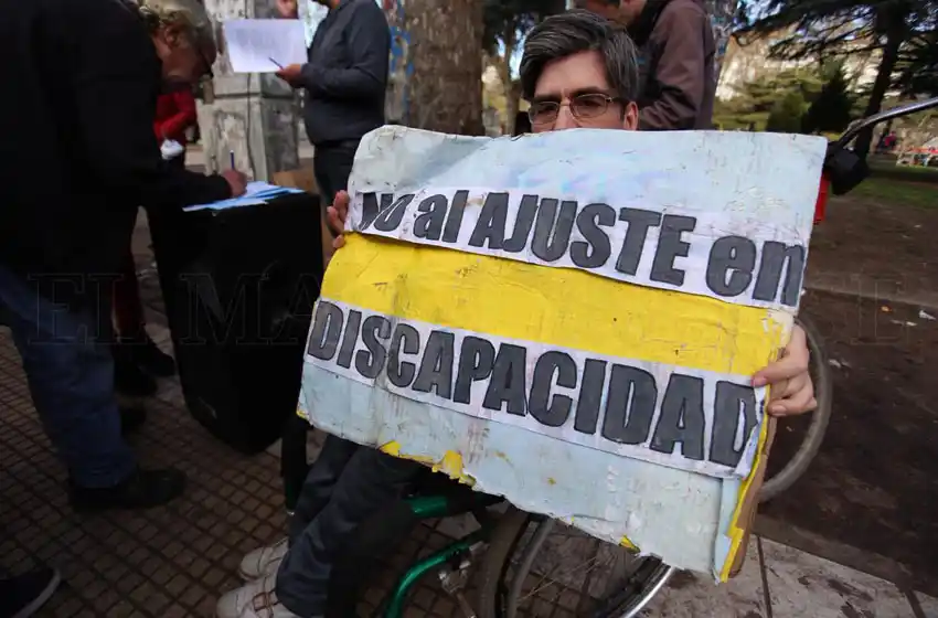 Continúan las demoras para renovar los certificados de discapacidad