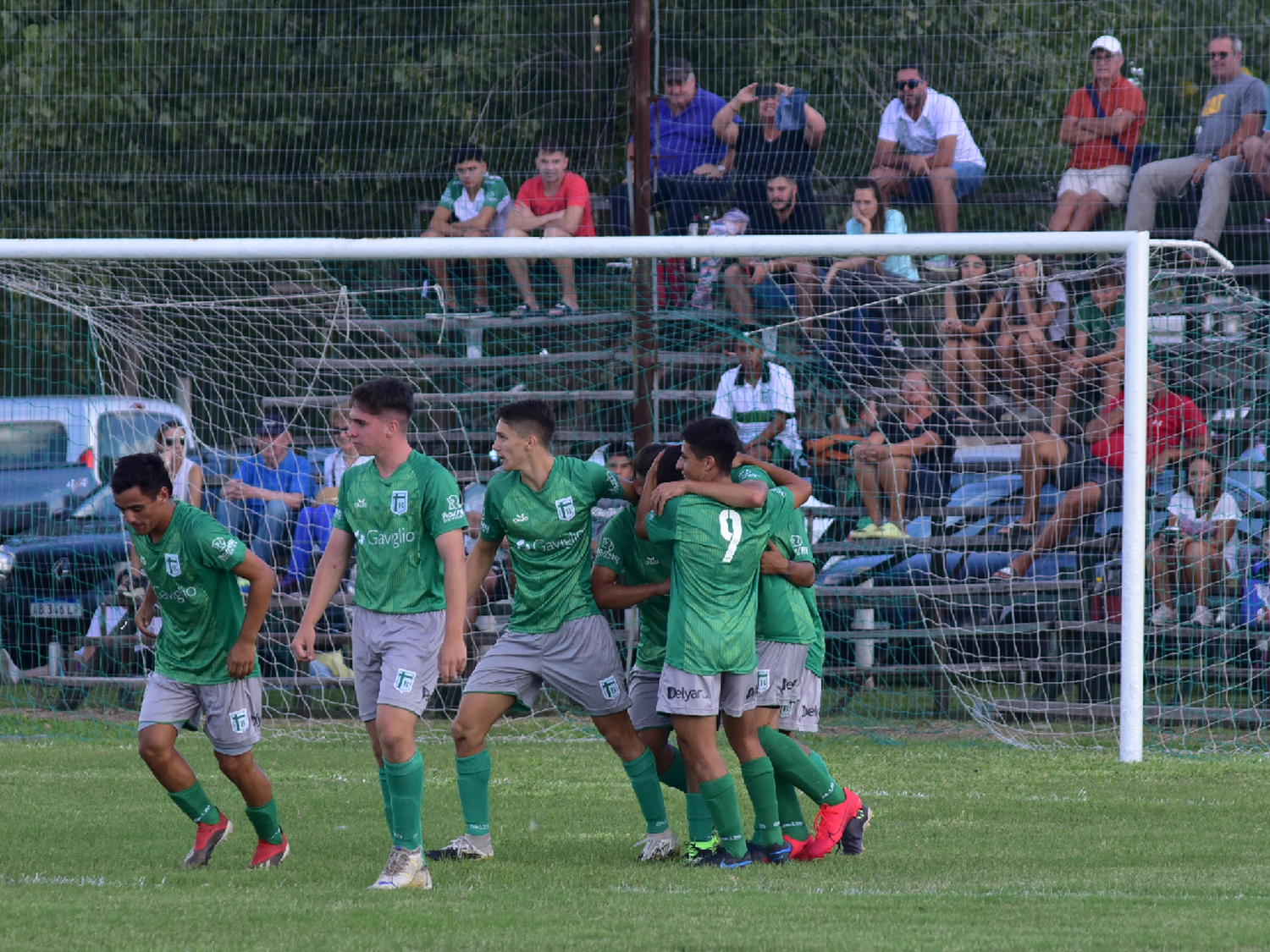 Sportivo va por la clasificación