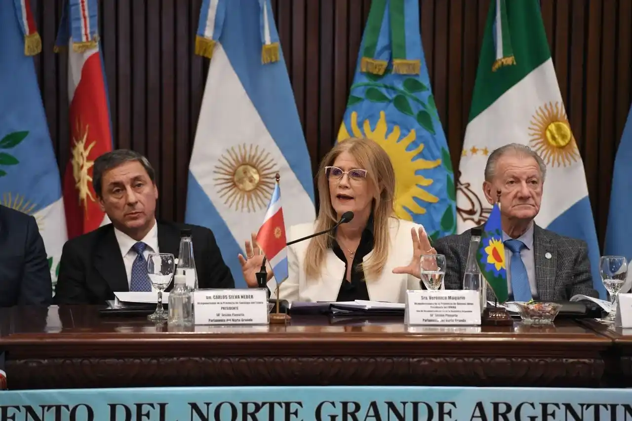 Verónica Magario participó en el Parlamento del Norte Grande
