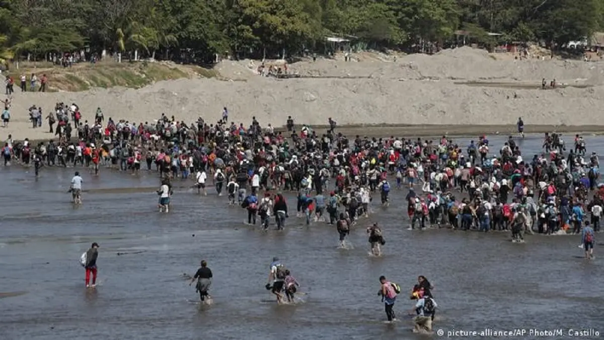MIGRANTES buscan llegar antes del #21Dic a la frontera con EE.UU.