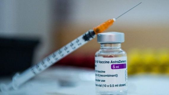 AstraZeneca admitió que su vacuna contra el Covid puede generar trombosis y la retiró del mercado