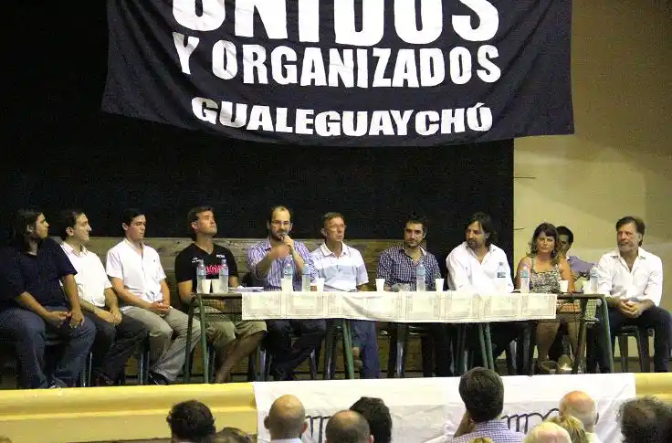 Se realizó en la Escuela Gervasio Méndez un Encuentro Regional de Equipos de Salud