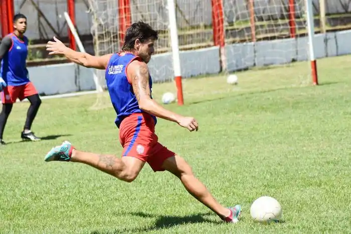 Este domingo Libertad  recibe a Sportivo Urquiza 