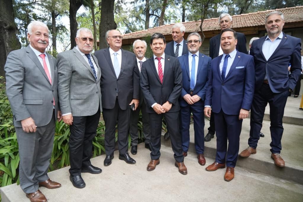 Prometen medidas para normalizar la producción y el comercio
