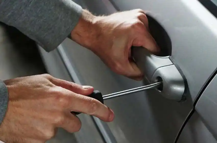 El robo de autos en el país disminuyó a la mitad por la pandemia del coronavirus