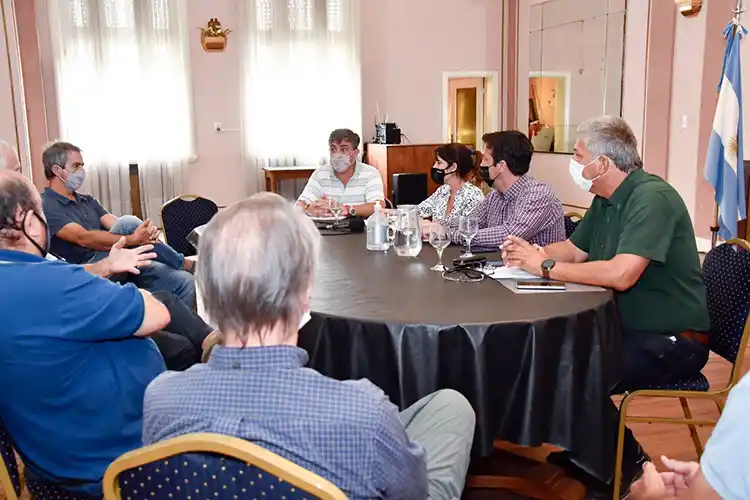El campo solicitó precisiones sobre la tasa a la hectárea