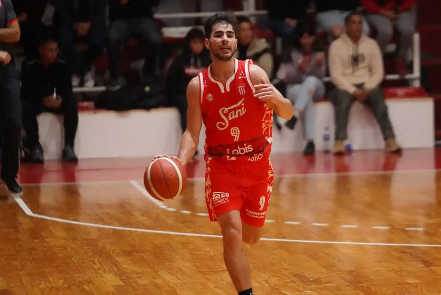 El base de San Isidro fue clave en la victoria ante los santiagueños.