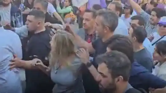 Nueva caravana de La Libertad Avanza y nuevos incidentes: esta vez en Corrientes