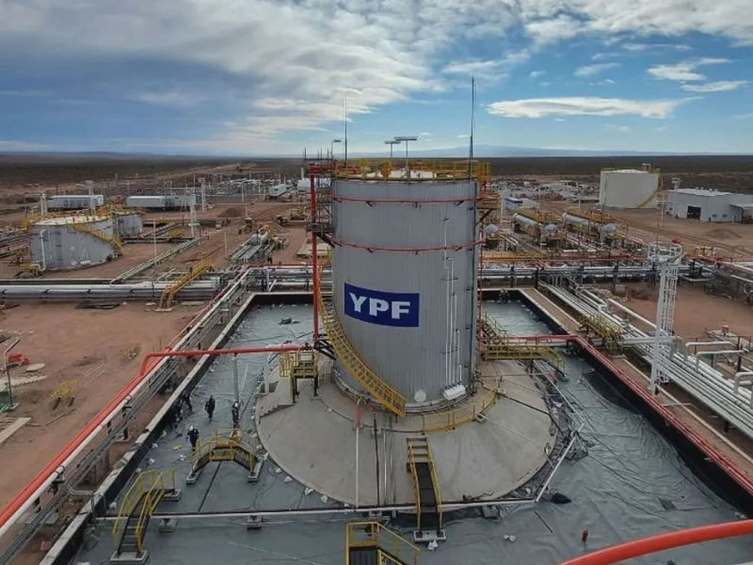 Más fondos buitres quieren recibir acciones de YPF aprovechando el fallo de la jueza Loretta Preska