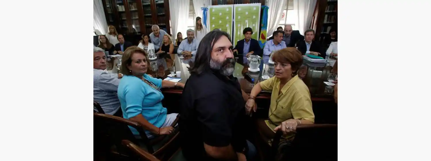 Comienza a discutirse esta tarde la paritaria docente en la Provincia