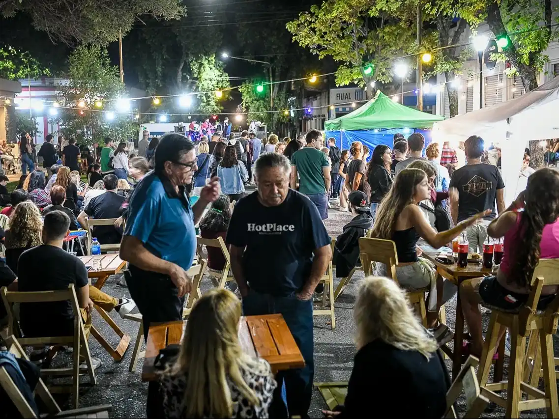 Amplia oferta de ferias y mercados en Paraná para el fin de semana