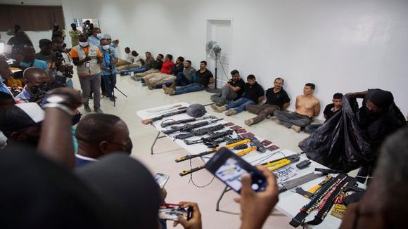 QUIEN ENTREGÓ UNIFOMES DE LA DEA A MERCENARIOS: falleció uno de los presuntos asesinos del presidente de Haití