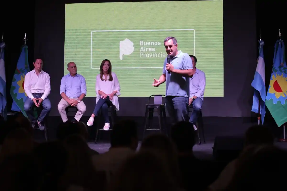 En medio del conflicto con docentes, el gobierno bonaerense reunió a las Mesas educativas distritales en Ensenada