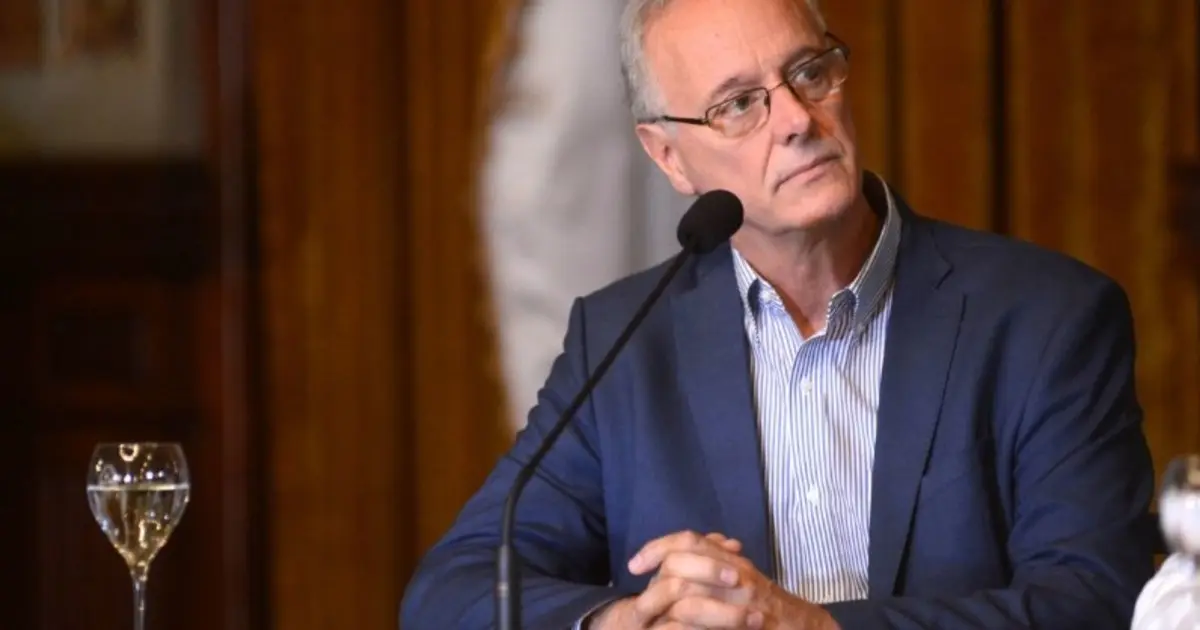 Legislatura bonaerense: Piden la interpelación de Gollán por las muertes por Covid-19 en Provincia