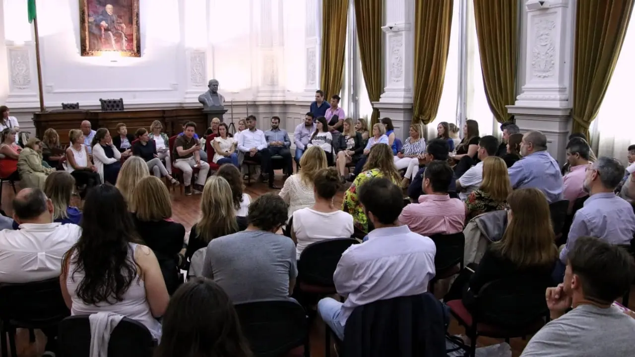 Consejeros escolares loberenses en reunión del Fondo Educativo