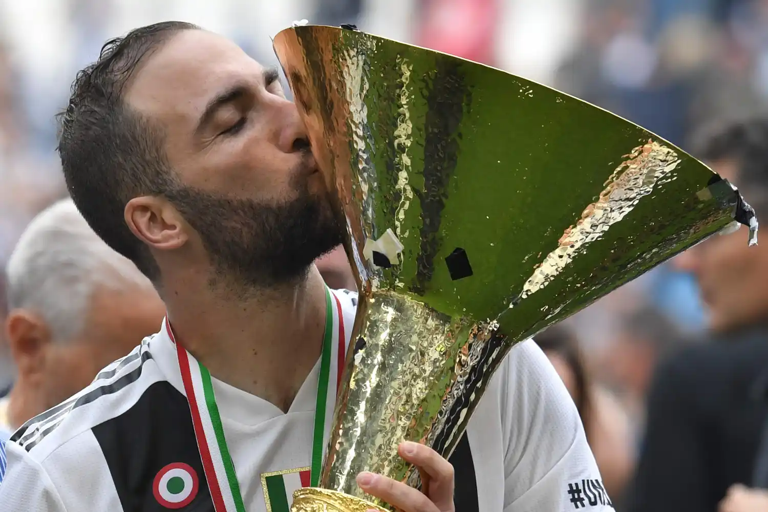 Gonzalo Higuaín tiene todo listo para sumarse a Milan