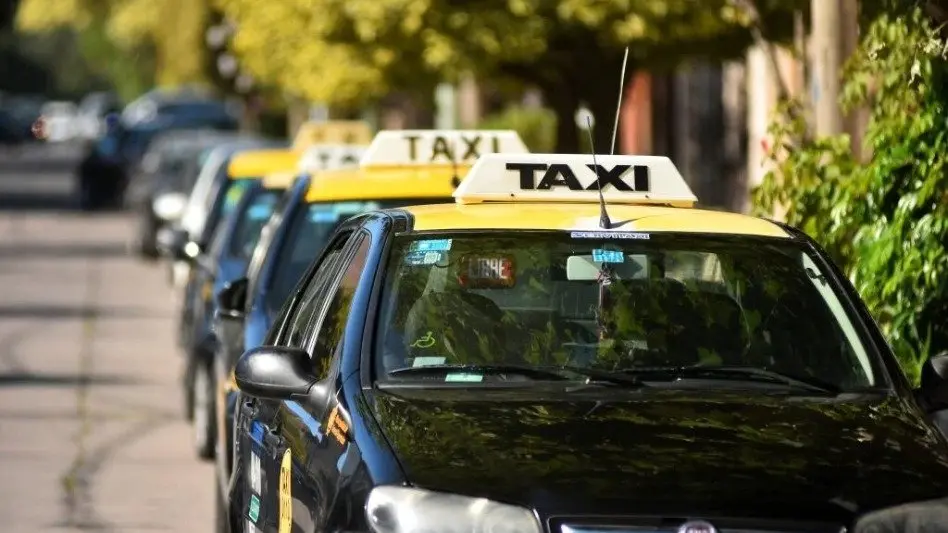 Sindicato de Peones de Taxis: "la relación con el intendente es inexistente, le da la espalda a nuestro sector"