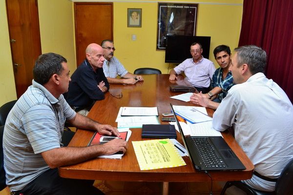 Reunión entre el Ejecutivo y el Centro Comercial de Basavilbaso