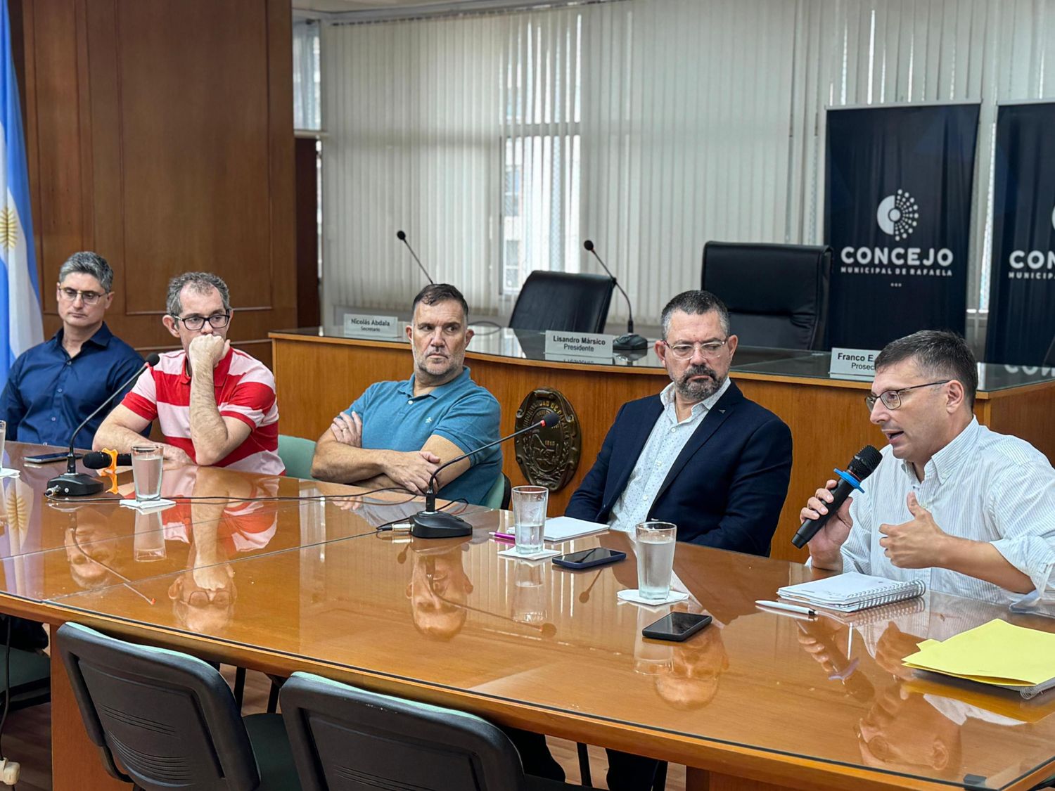 Nuevas medidas contra escapes antirreglamentarios en Rafaela: analizaron los cambios en el Concejo