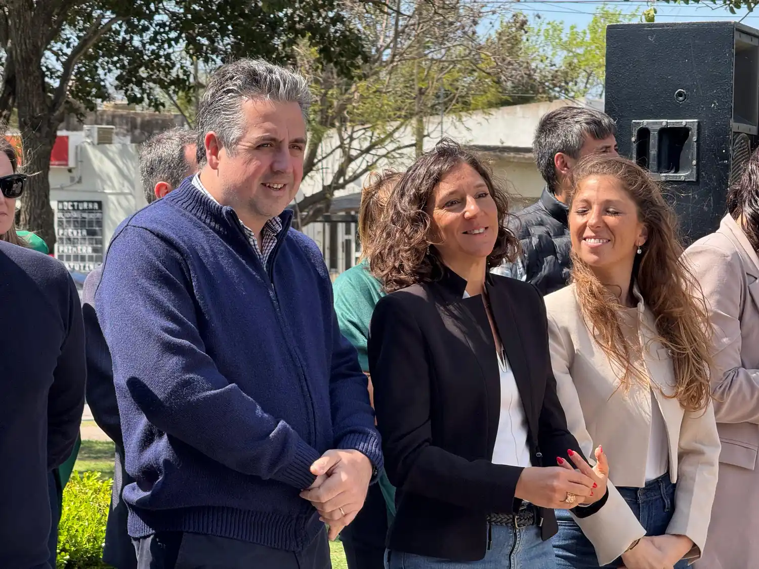 La senadora junto al ministro de Seguridad.