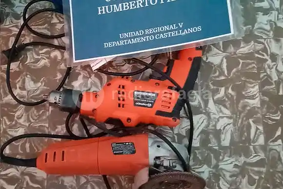 Tenían el dato: tras una búsqueda, encontraron una amoladora y un taladro robado en Humberto Primo