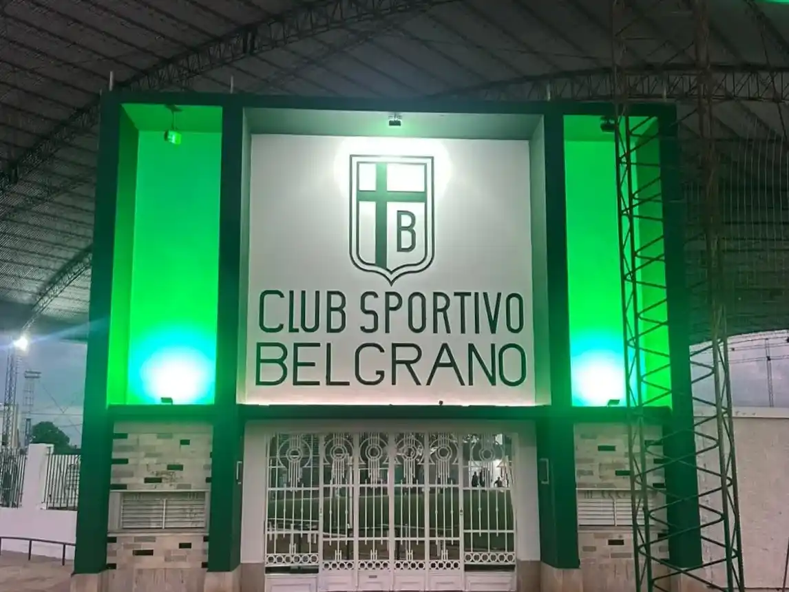 Sportivo Belgrano culminó la renovación de la fachada del estadio y del histórico portal del Boero