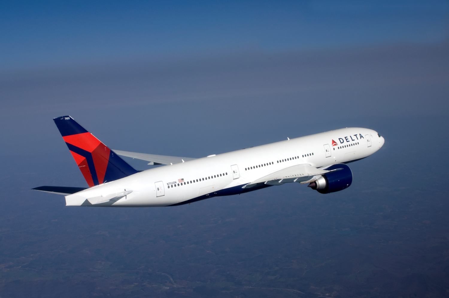 Delta añade frecuencias a Francia