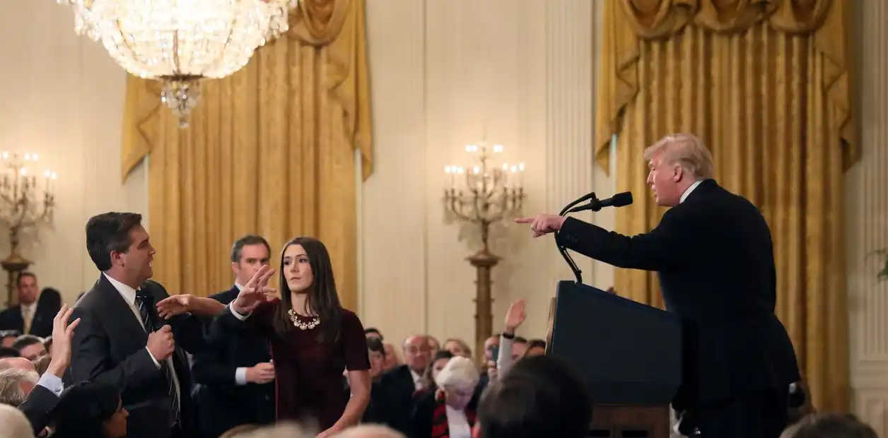 Trump echó de la Casa Blanca a un periodista de la CNN tras una discusión