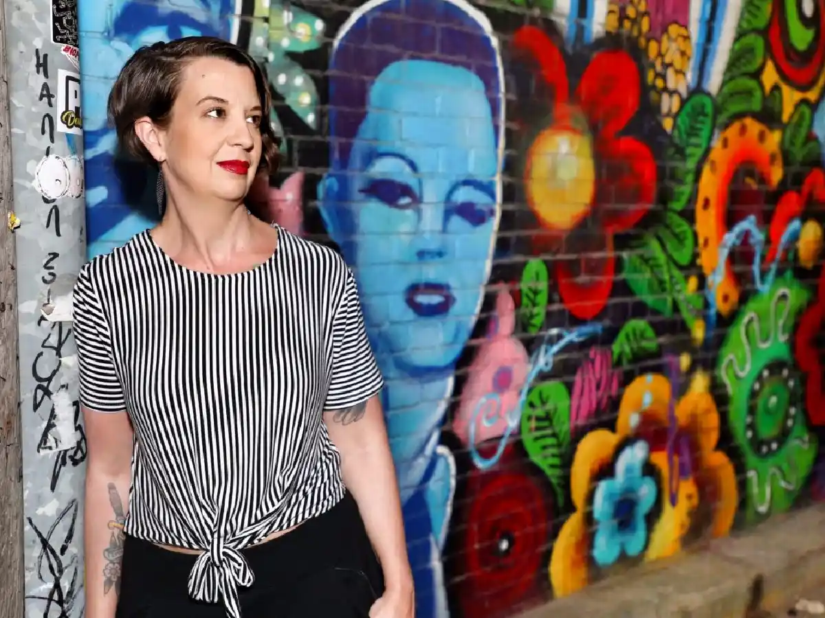 Leslie Kern:  "Con la pandemia, el miedo que las mujeres tuvimos siempre ,ahora lo sienten todos"           