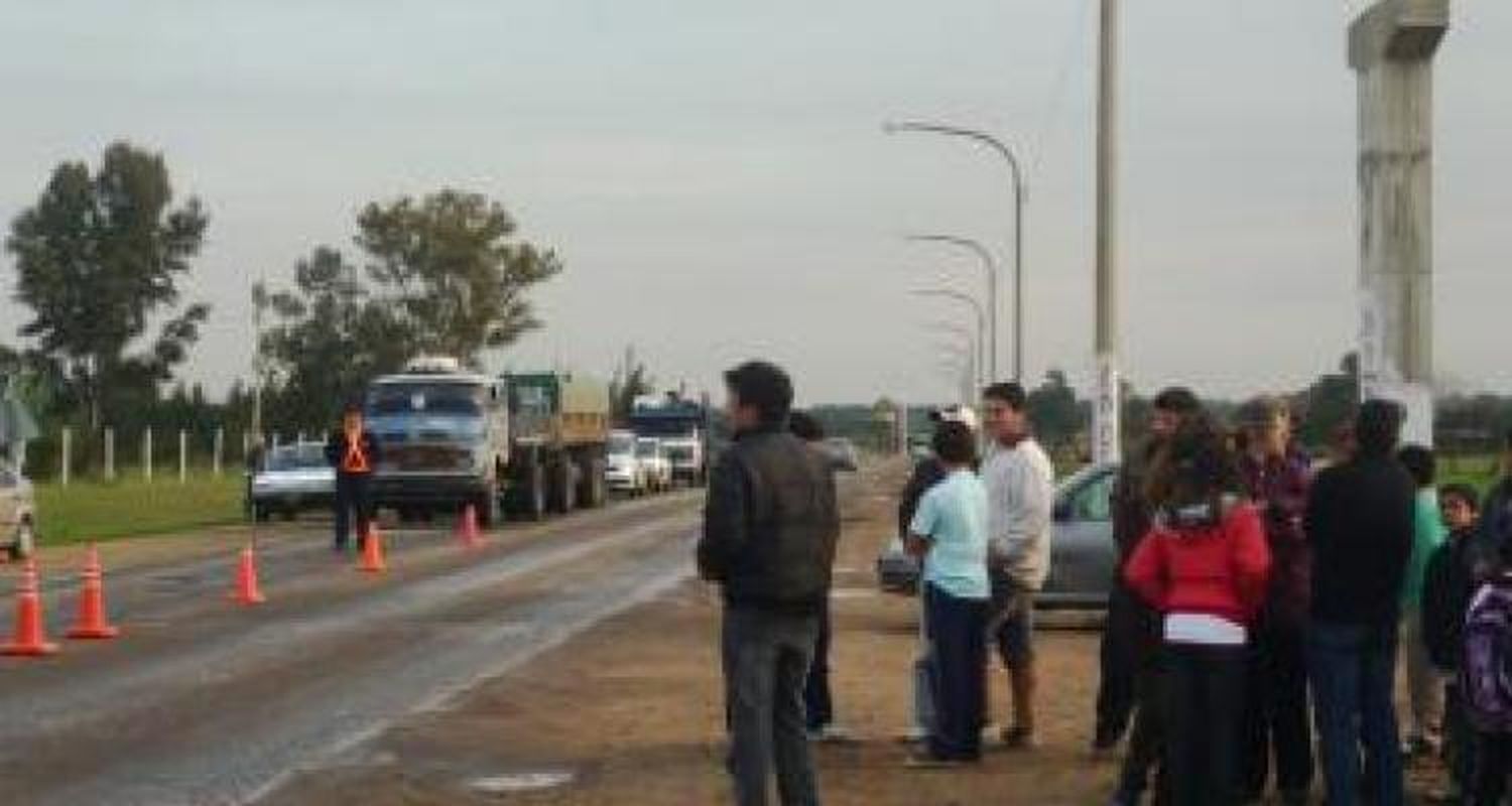 Inspección reforzó los controles a la salida de la Escuela Nº 27