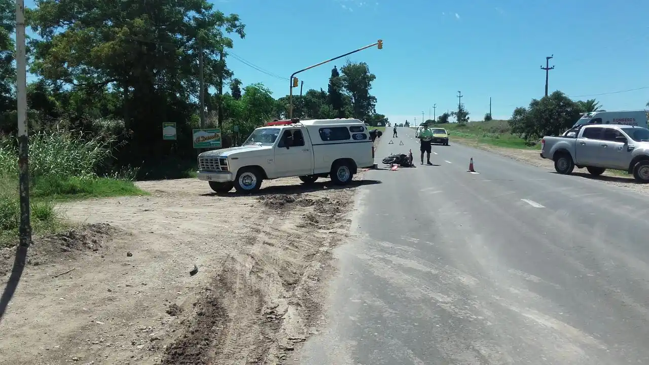 Motociclista accidentada en el acceso a Puerto General Alvear