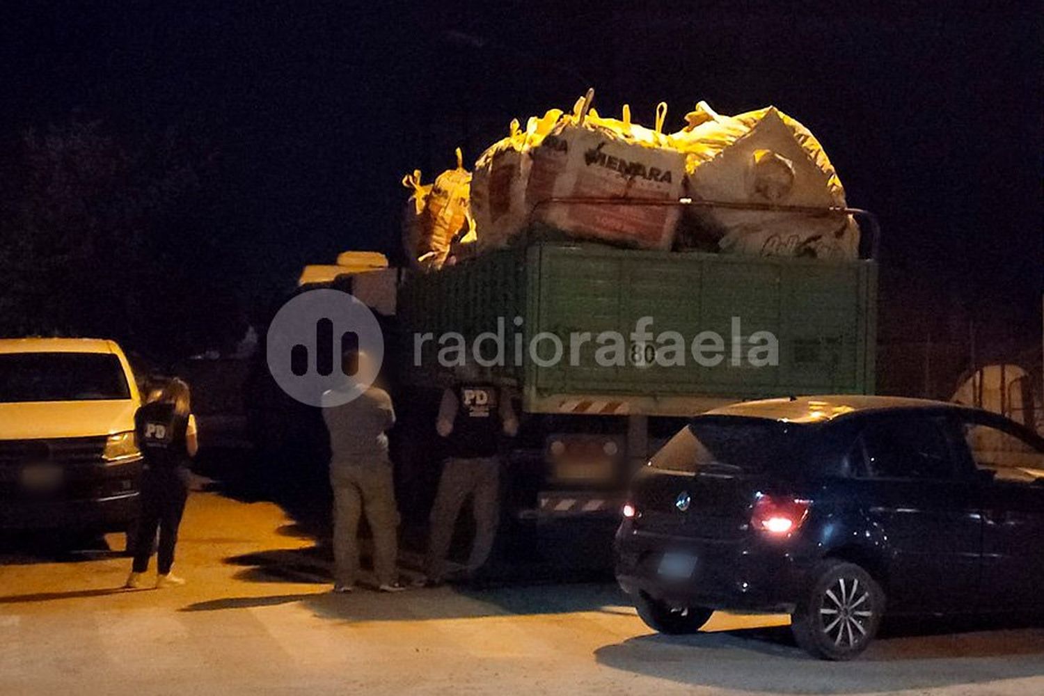 Importante operativo en Rafaela: secuestraron un camión con toneladas de metales y chatarra