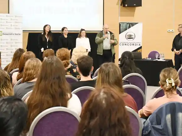 Capacitación del programa de atención integral de personas en situación de calle