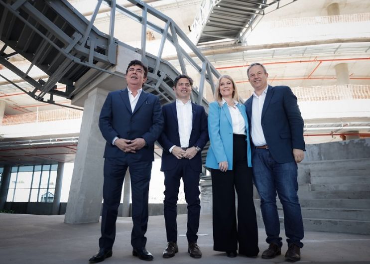Desde La Matanza, Kicillof anunció medidas para acompañar a pymes y pequeños productores